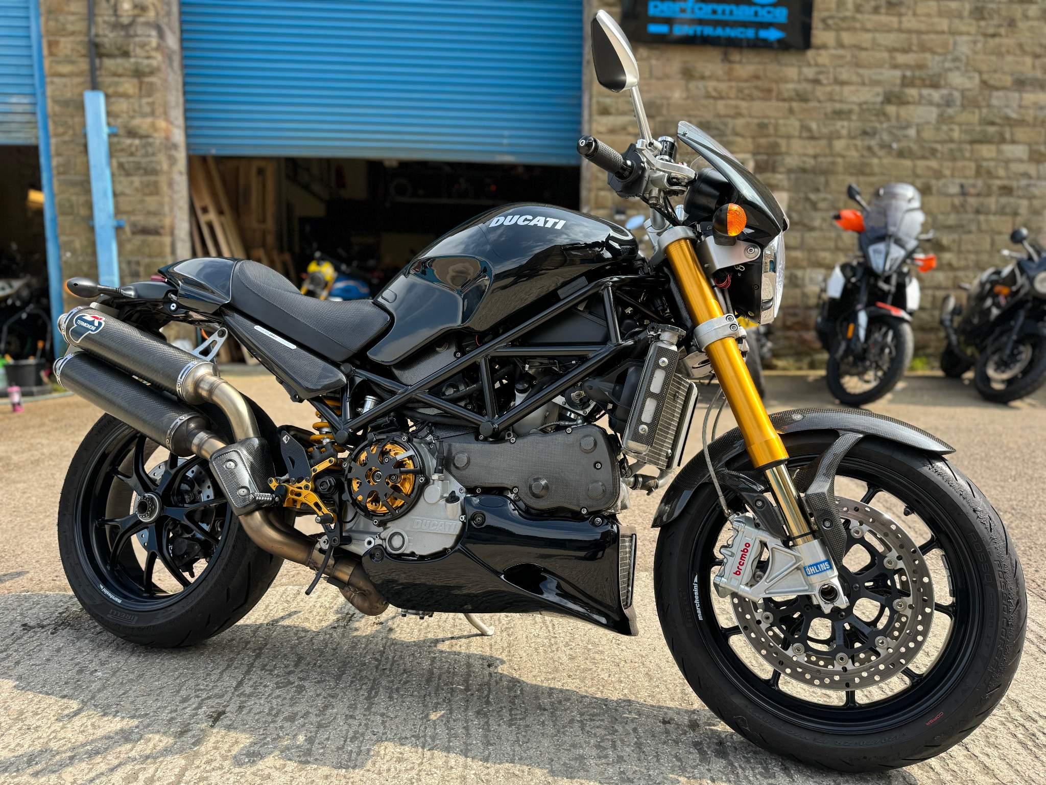 Ducati monster 1000cc discount